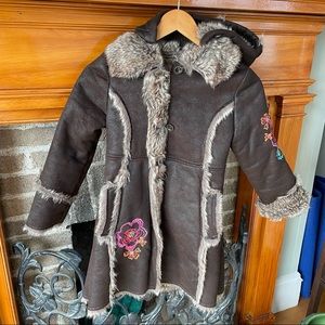 Catimini beautiful faux suede fur jacket coat size 8 perfect condition